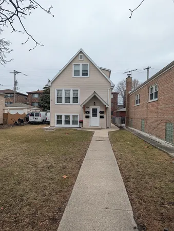 $1,525 | 5433 South Millard Avenue, Unit 2, Chicago, IL 60632