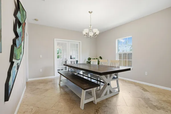 $299,500 | 2457 South Lakeview Drive, Crestview, FL 32536