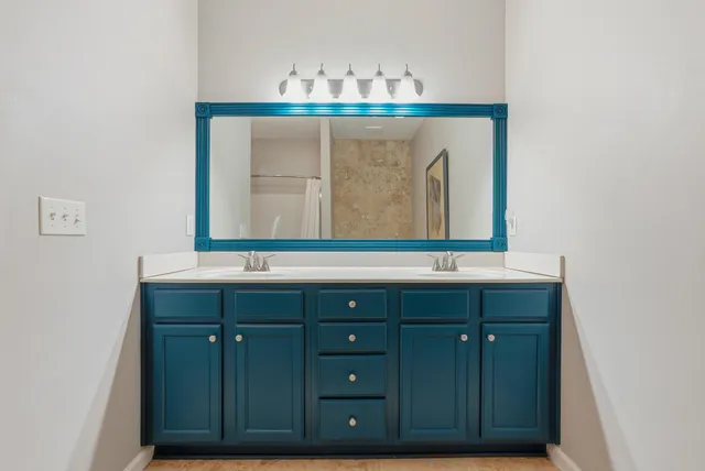 $320,000 | 2457 South Lakeview Drive, Crestview, FL 32536