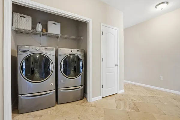 $299,500 | 2457 South Lakeview Drive, Crestview, FL 32536