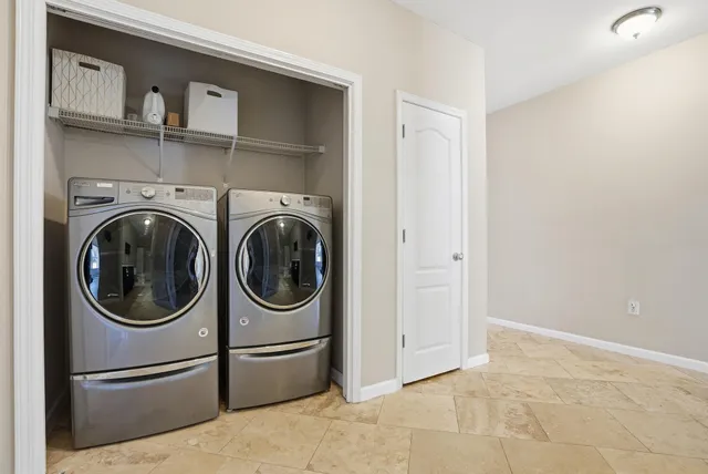 $320,000 | 2457 South Lakeview Drive, Crestview, FL 32536