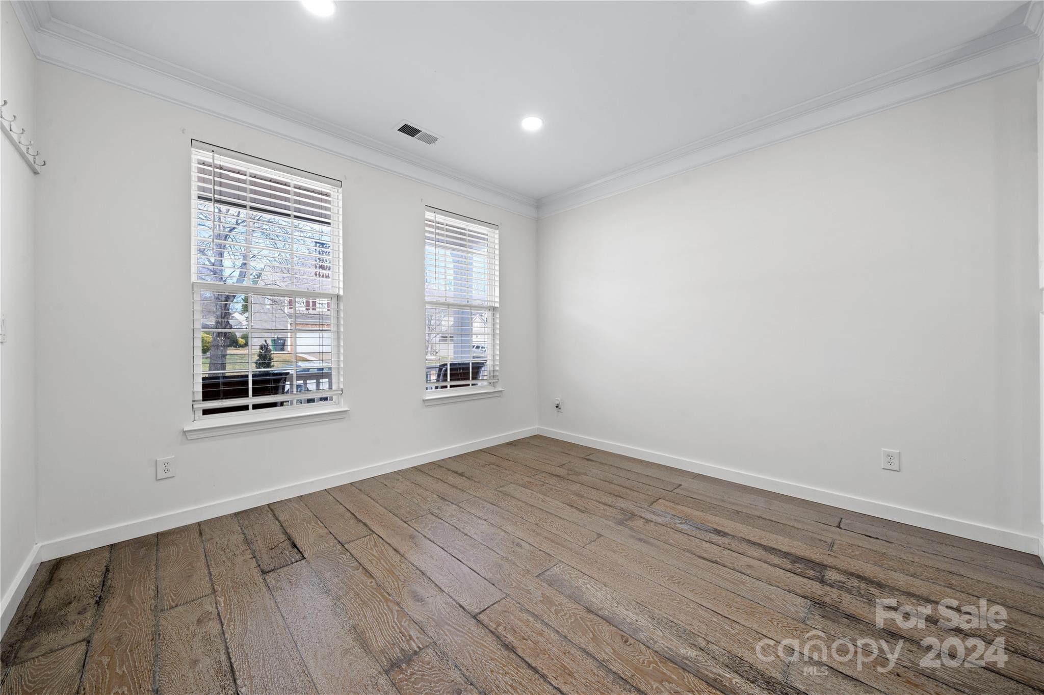 13035 Rothe House Road Charlotte, NC 28273 - Photo 4 of 36 Gallery Image 4