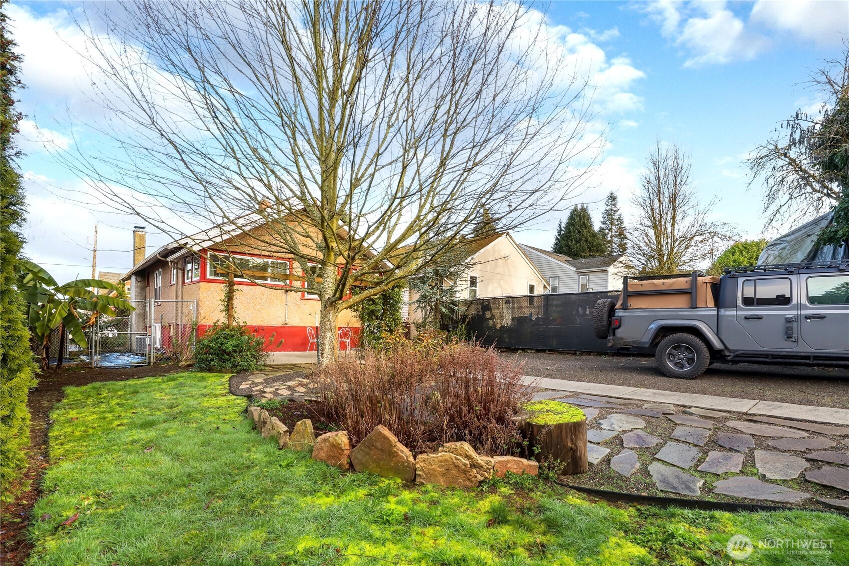 1939 Gregory Way Bremerton, WA 98337 - Photo 29 of 36 a front view of a house with garden