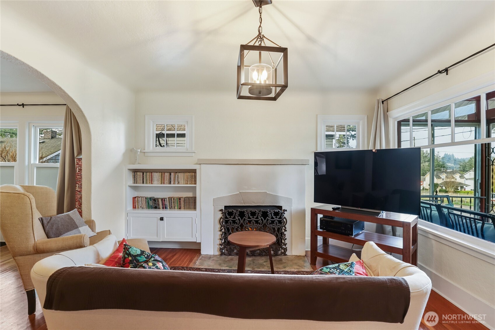 1939 Gregory Way Bremerton, WA 98337 - Photo 5 of 36 a living room with furniture and a flat screen tv