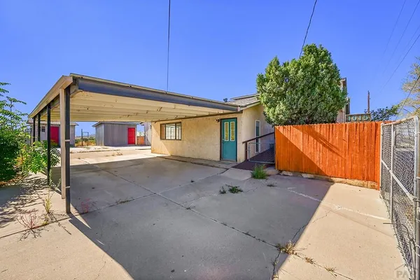 $399,900 | 1015 East 3rd Street, Pueblo, CO 81001