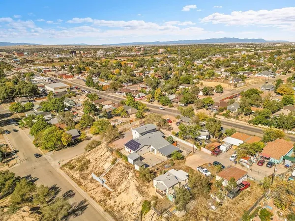 $399,900 | 1015 East 3rd Street, Pueblo, CO 81001