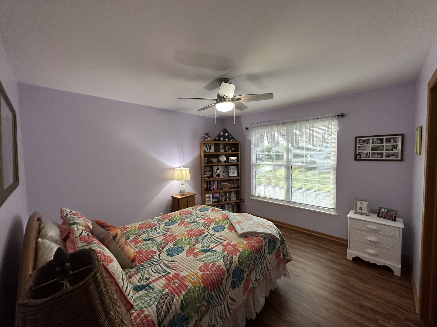 308 Glenbrook Trail McHenry, IL 60050 - Photo 18 of 29 a bedroom with a bed and a large window