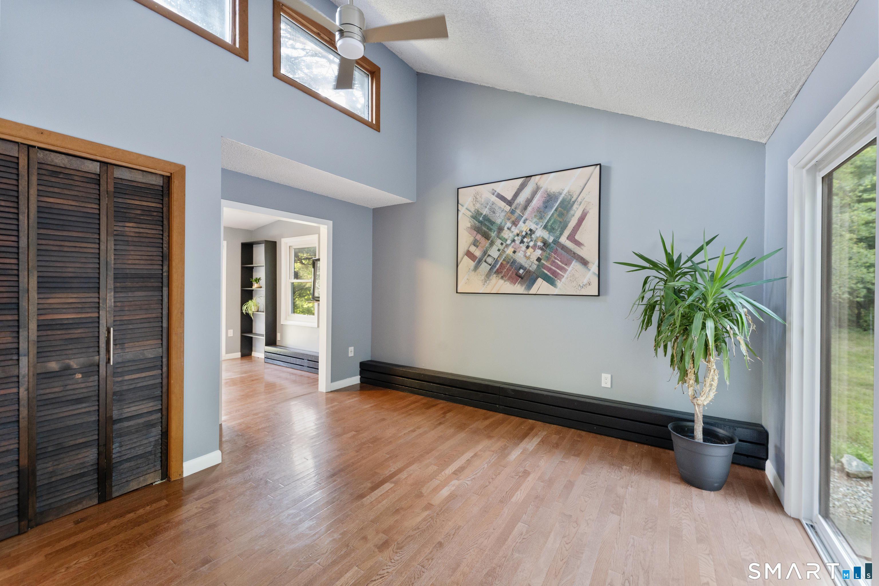 564 Hubbard Road Killingly, CT 06239 - Photo 11 of 40