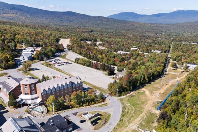 $769,000 | 723 Webber Street, Unit 723, Carrabassett Valley, ME 04947