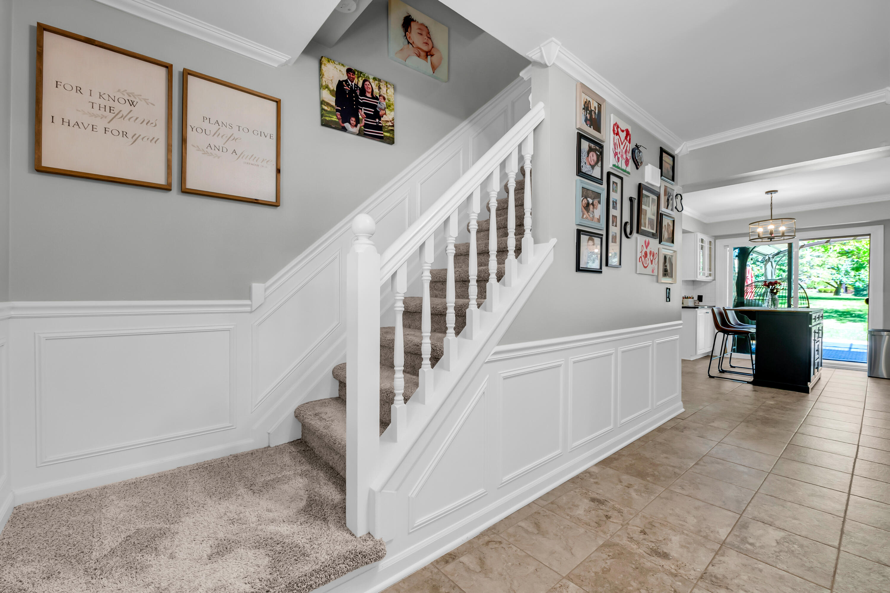3394 Edmunton Drive Rochester Hills, MI 48306 - Photo 6 of 69 6 - Entry Way