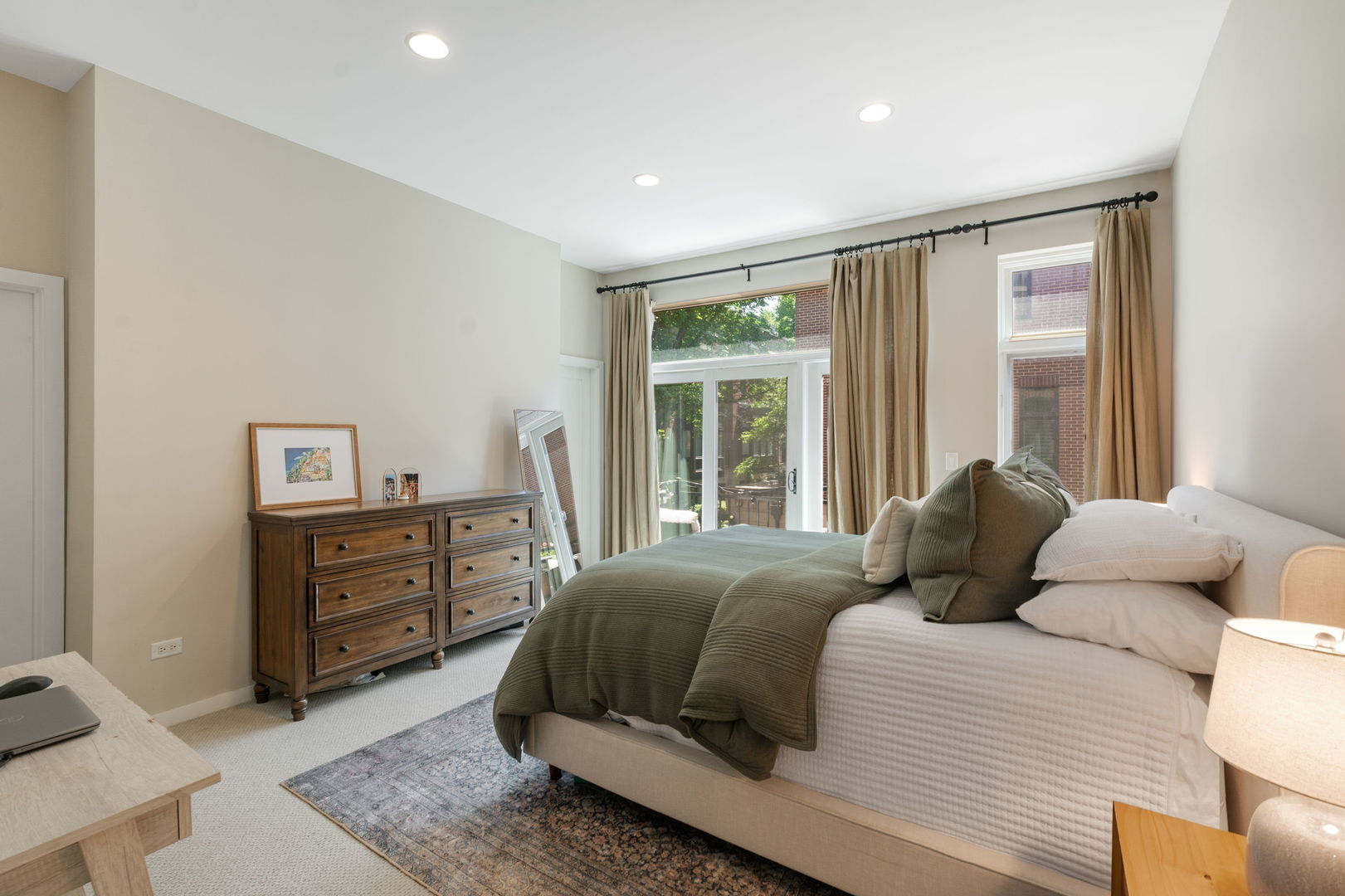 1715 West George Street Chicago, IL 60657 - Photo 7 of 17