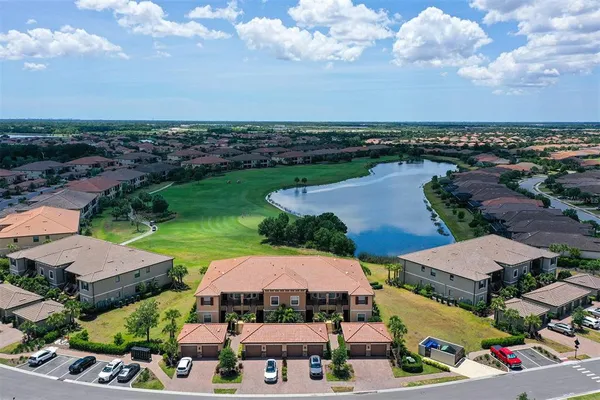 $3,200 | 13823 Messina Loop, Unit 202, Bradenton, FL 34211