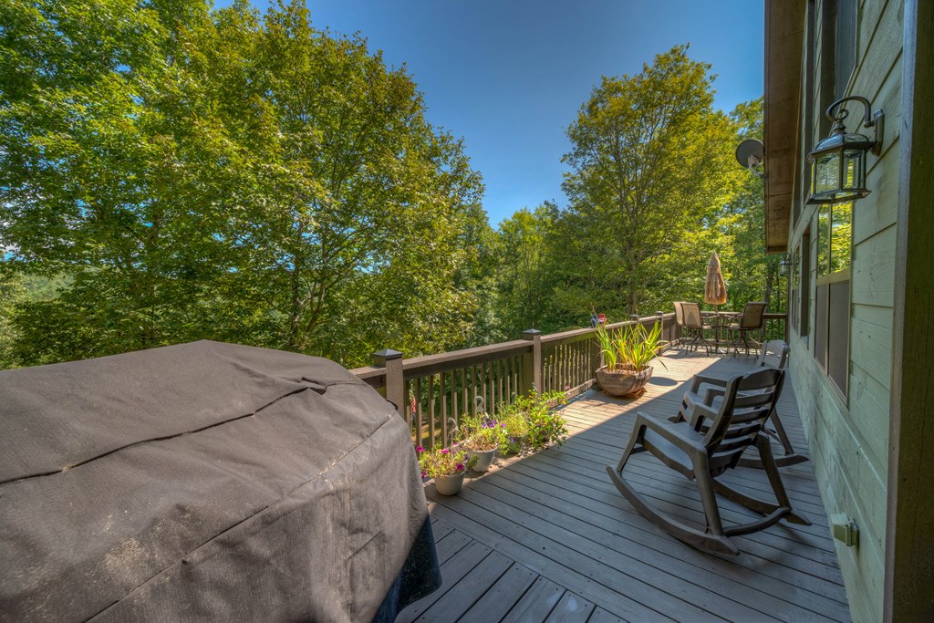 920 McDonald Road Murphy, NC 28906 - Photo 26 of 40 a view of balcony with furniture and wooden deck