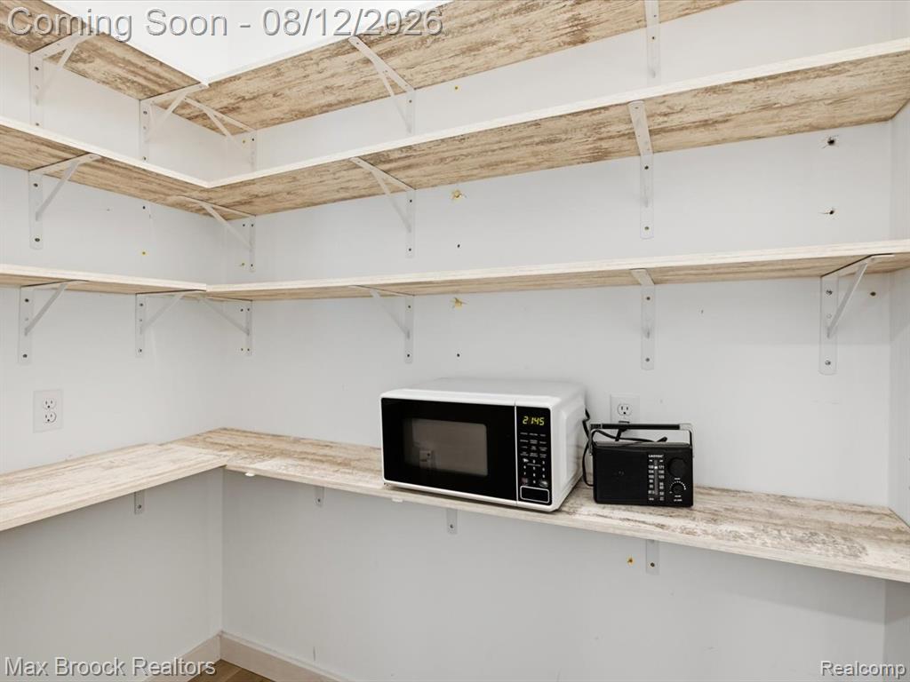 4217 Bricker Road Avoca, MI 48006 - Photo 12 of 69 Gallery Image 12