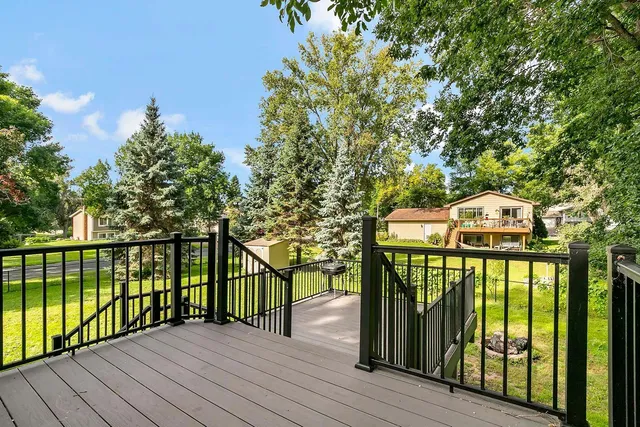 $375,000 | 12010 Eagle Street Northwest, Coon Rapids, MN 55448