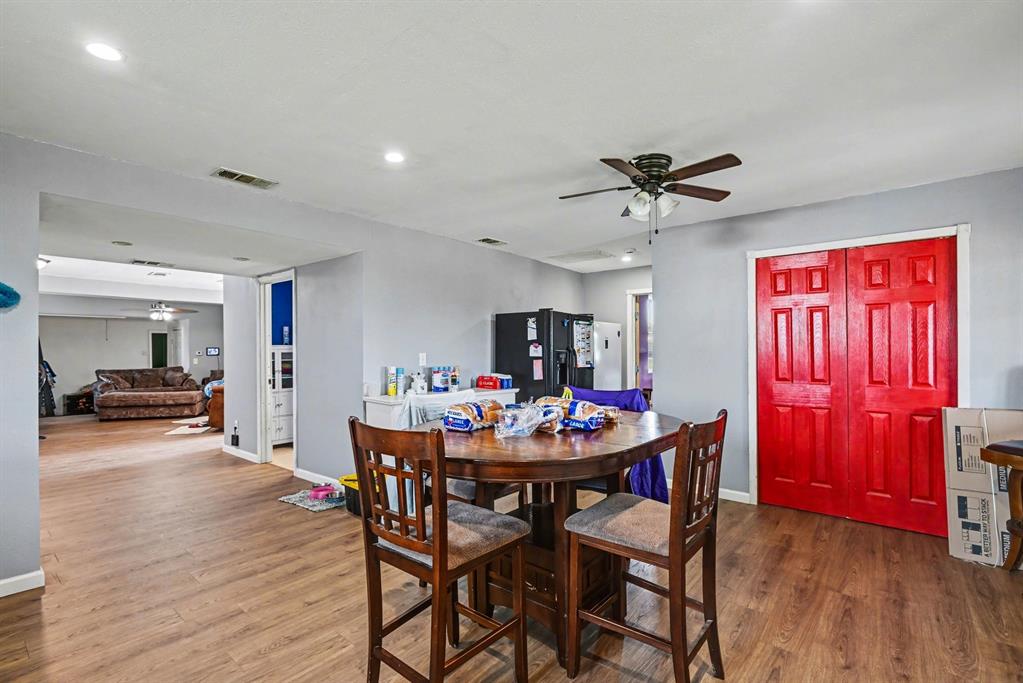 6694 Hutcheson Hill Road Springtown, TX 76082 - Photo 10 of 40