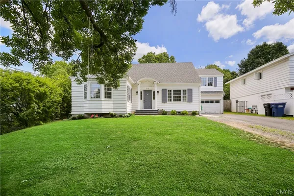 $474,900 | 113 Hatherly Road, Syracuse, NY 13224