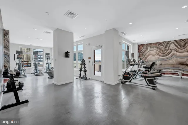 $1,395,000 | 4915 Hampden Lane, Unit 204, Bethesda, MD 20814