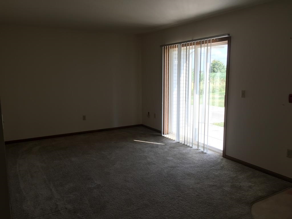 1944 Fox Mount Horeb, WI 53572 - Photo 3 of 16