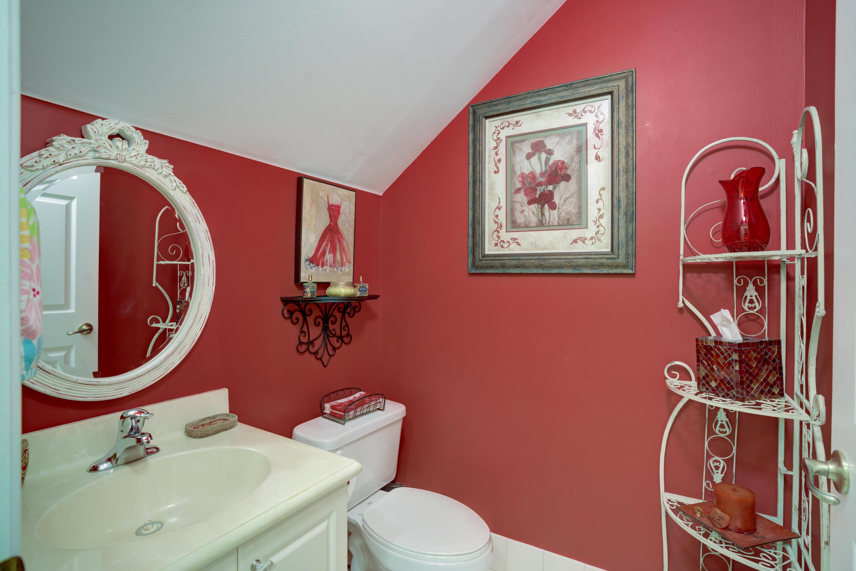 4166 Stadium Drive Jupiter, FL 33458 - Photo 11 of 36 4166 Stadium Downstairs Powder Room