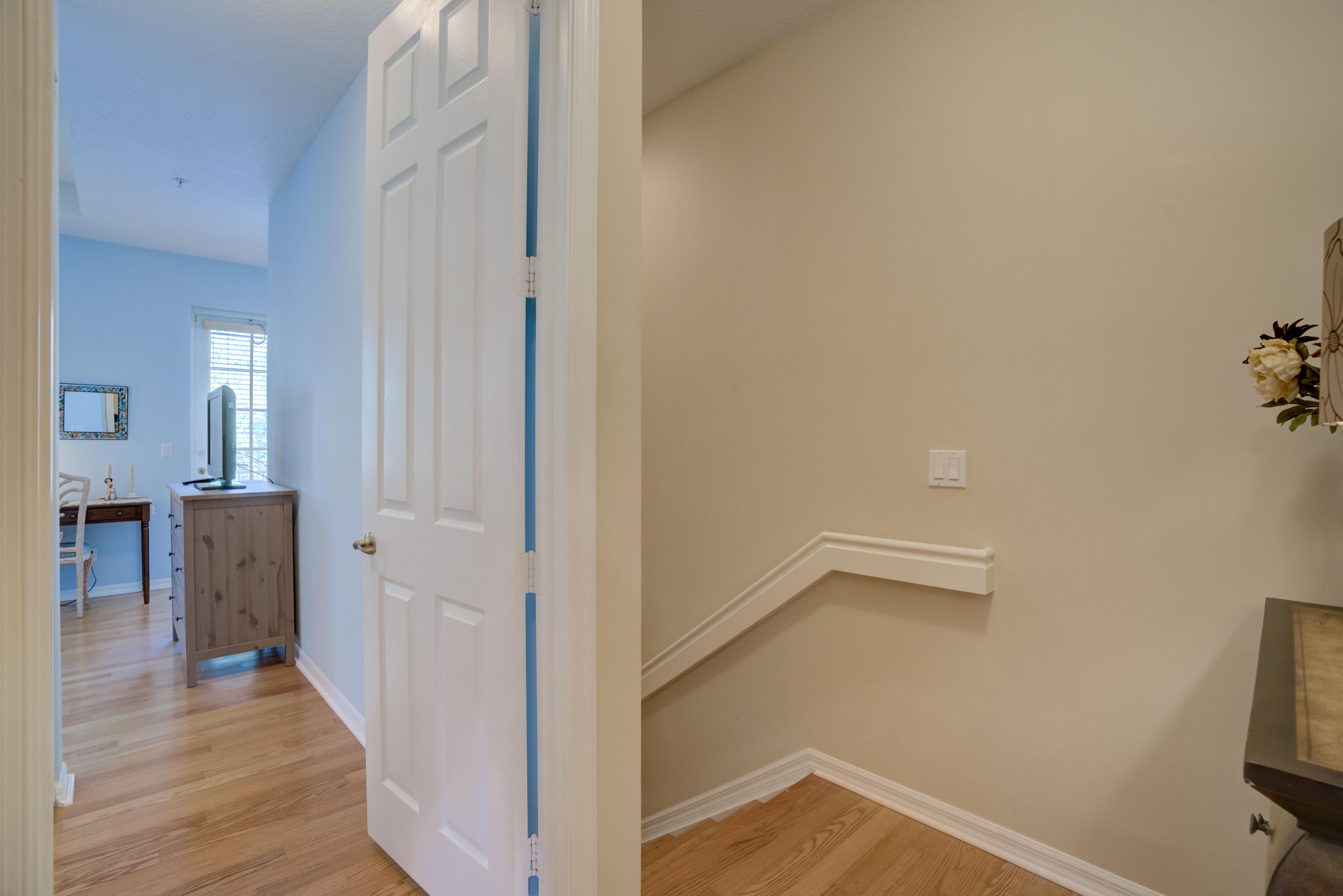 4166 Stadium Drive Jupiter, FL 33458 - Photo 15 of 36 4166 Stadium Upstairs Hallway area