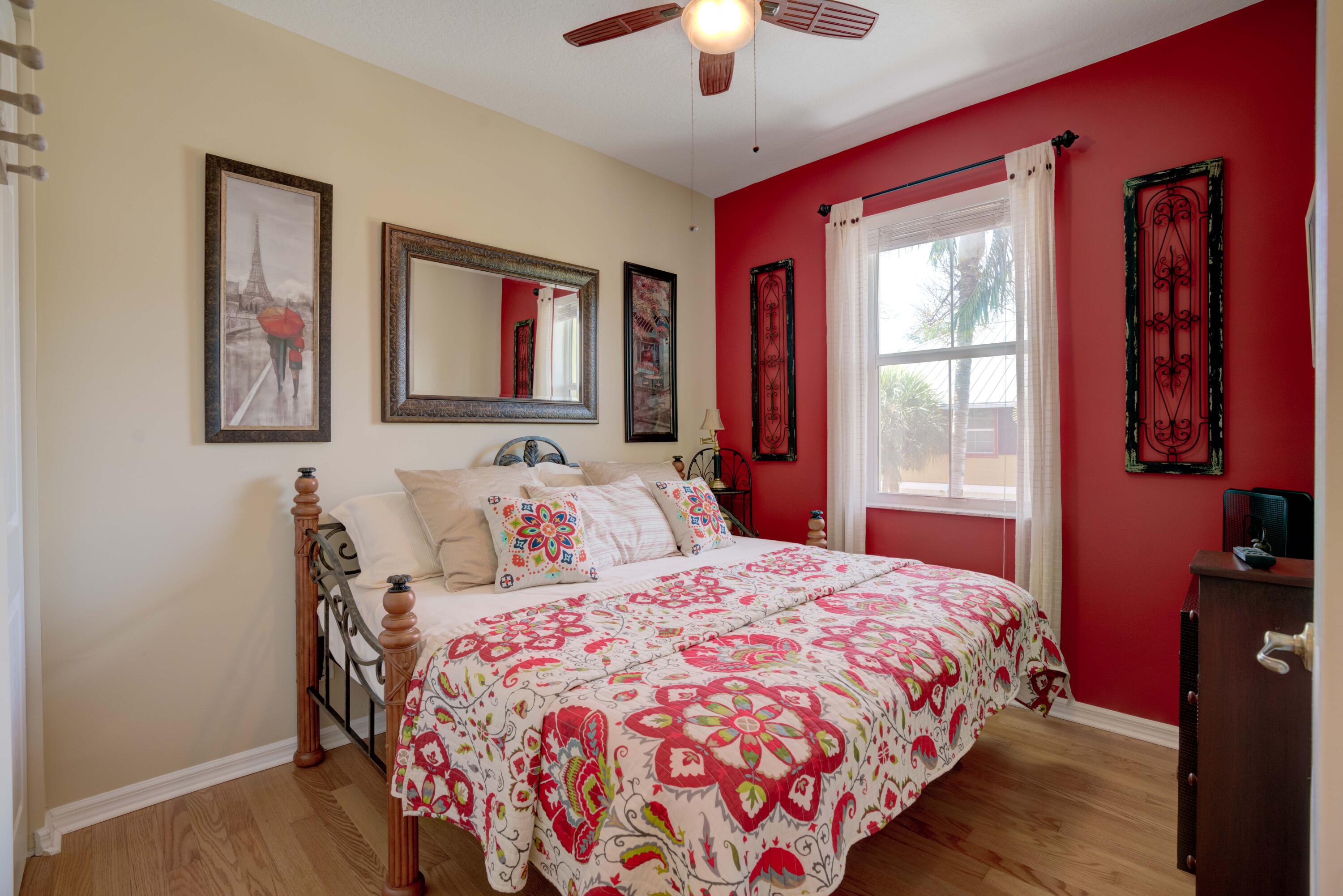 4166 Stadium Drive Jupiter, FL 33458 - Photo 17 of 36 4166 Stadium Guest Bedroom 1 Upstairs