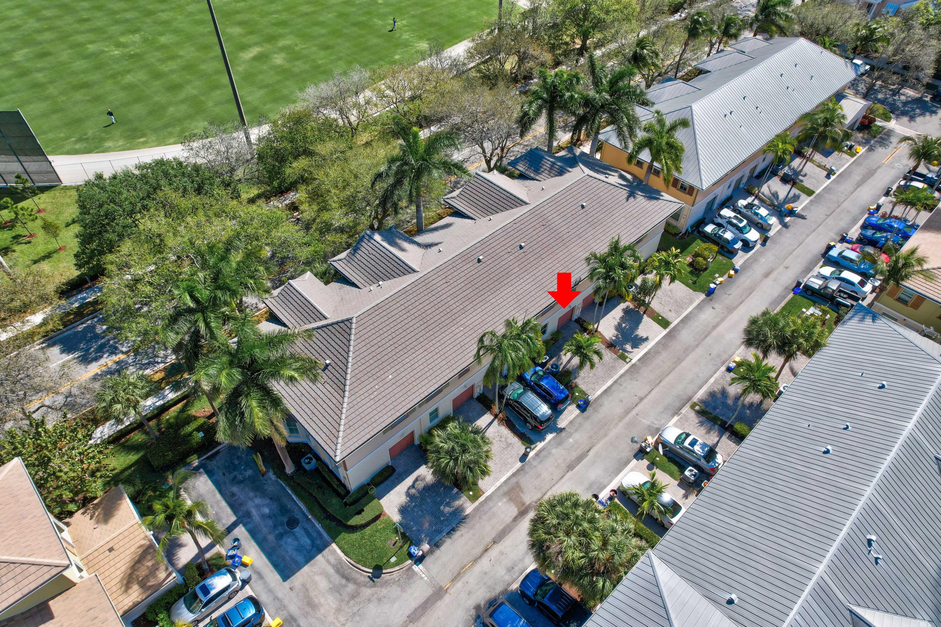 4166 Stadium Drive Jupiter, FL 33458 - Photo 31 of 36 4166 Stadium Aerial 3 Back View