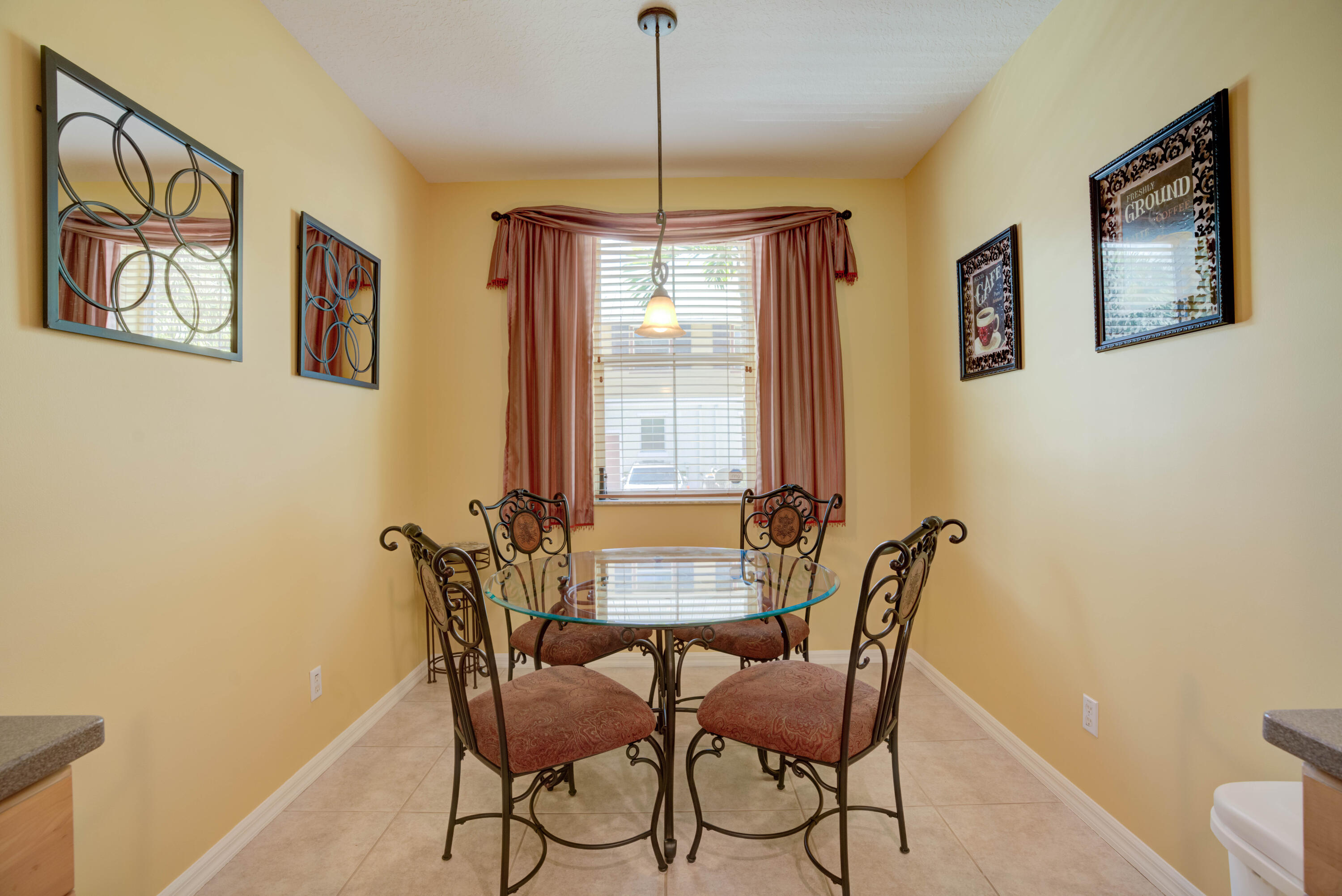 4166 Stadium Drive Jupiter, FL 33458 - Photo 5 of 36 4166 Stadium Kitchen Dining Area