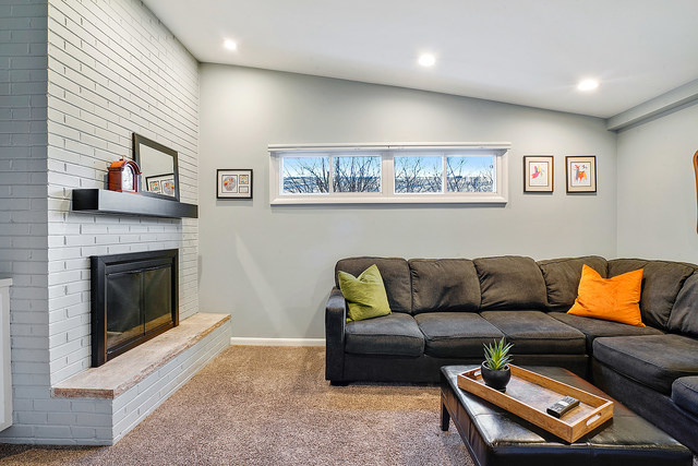 241 Chipili Drive Northbrook, IL 60062 - Photo 6 of 15