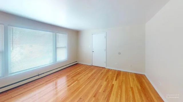 $950 | 875 East 87th Place, Unit 3W, Chicago, IL 60619