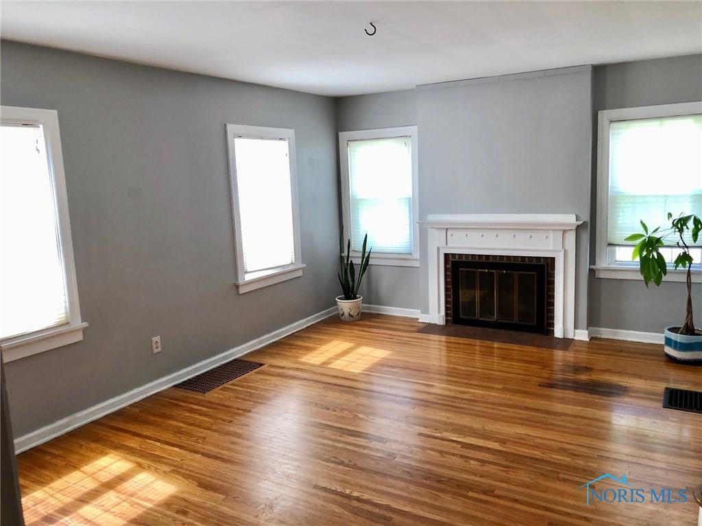 1633 Gilbert Road Toledo, OH 43614 - Photo 8 of 27 Gallery Image 8
