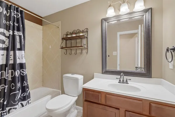 $2,250 | 2918 Mustang Meadow Lane, Manvel, TX 77578