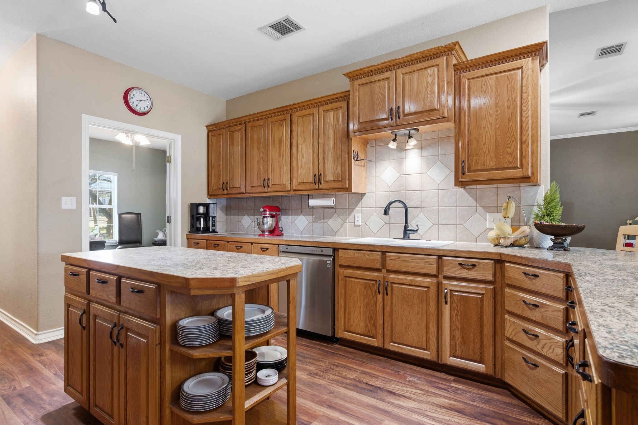 75 Four T Ranch Road Georgetown, TX 78633 - Photo 9 of 32