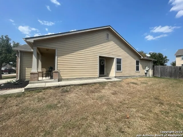 $1,595 | 7510 Copper Lake, Converse, TX 78109