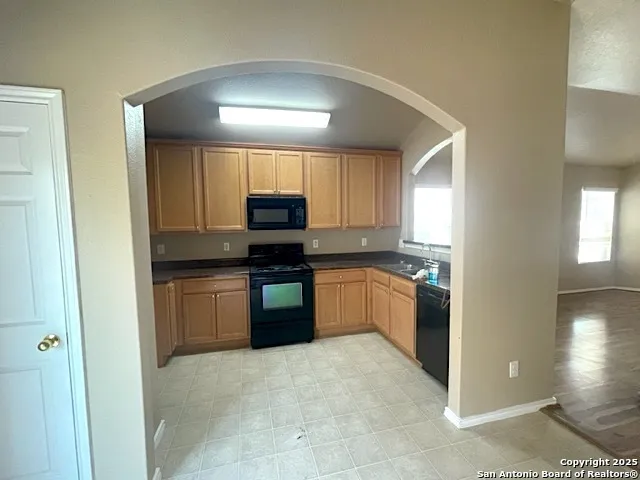 $1,595 | 7510 Copper Lake, Converse, TX 78109