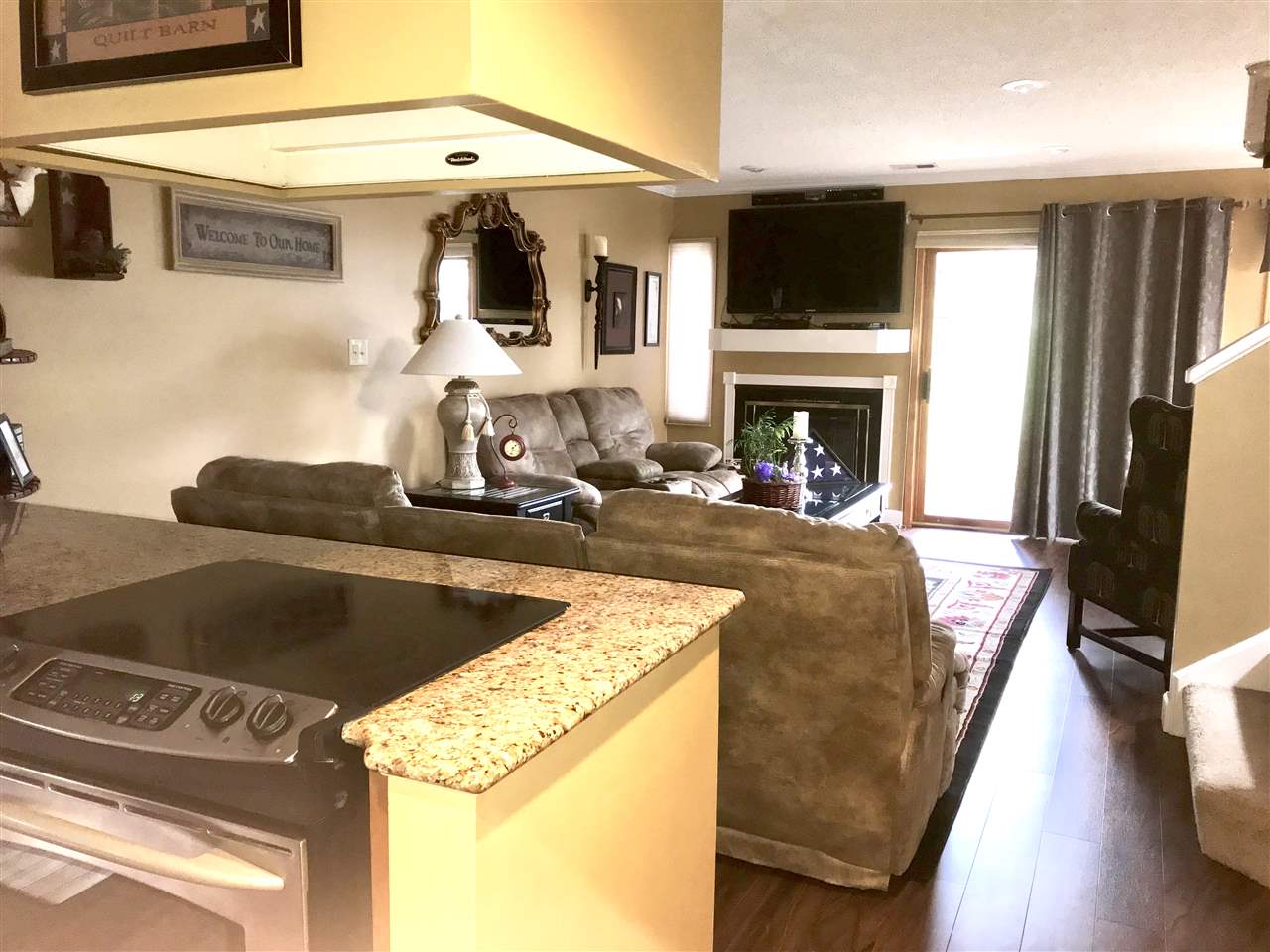 9033 South Pointe Ridge Lane, Unit 17 Bloomington, IN 47401 - Photo 3 of 21