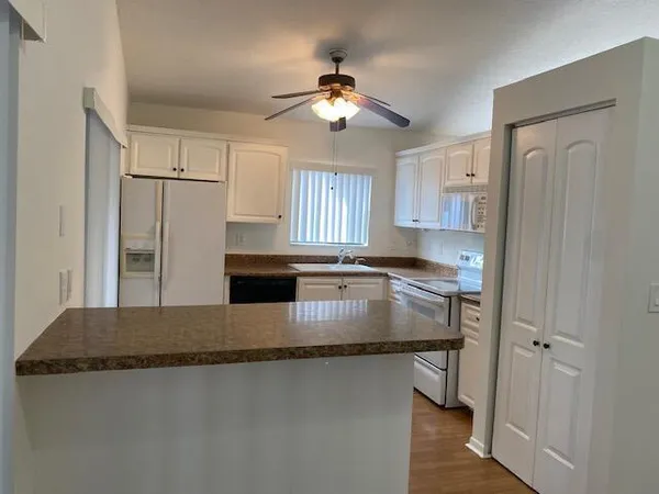 $2,850 | 41 Buxton Lane, Boynton Beach, FL 33426