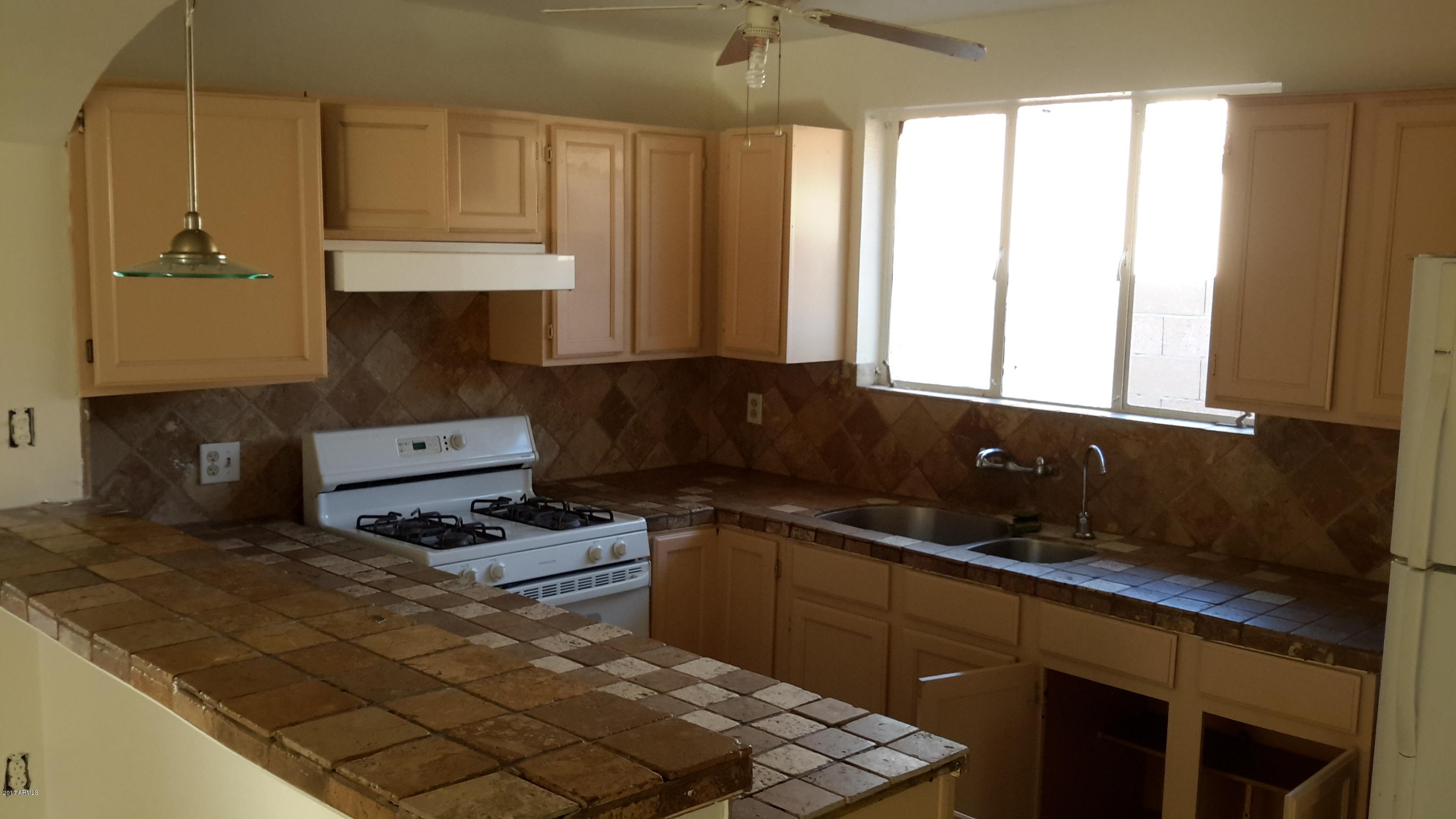 4608 West Thomas Road Phoenix, AZ 85031 - Photo 12 of 18 20170216_163920