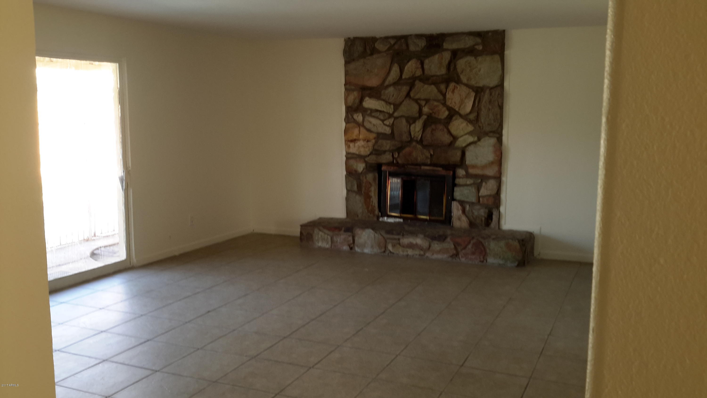 4608 West Thomas Road Phoenix, AZ 85031 - Photo 13 of 18 20170216_164019