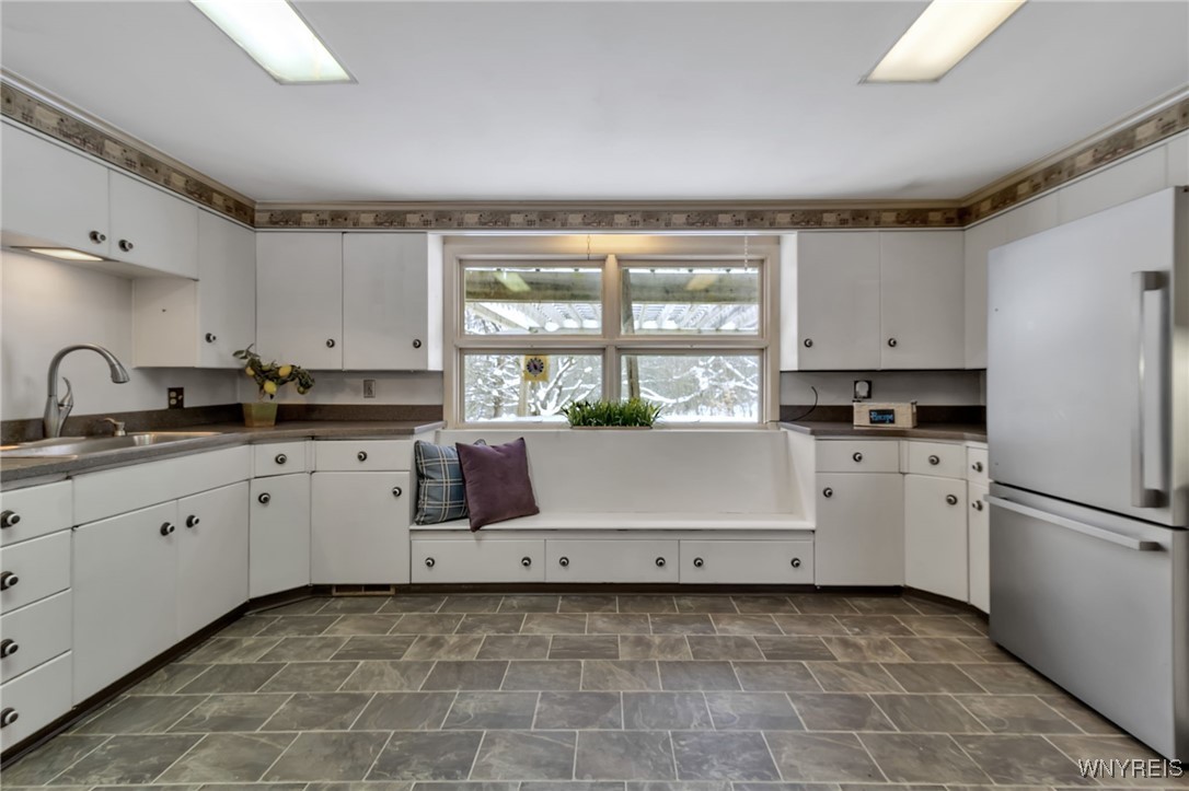 12298 Townsend Road Concord, NY 14141 - Photo 15 of 37 Kitchen