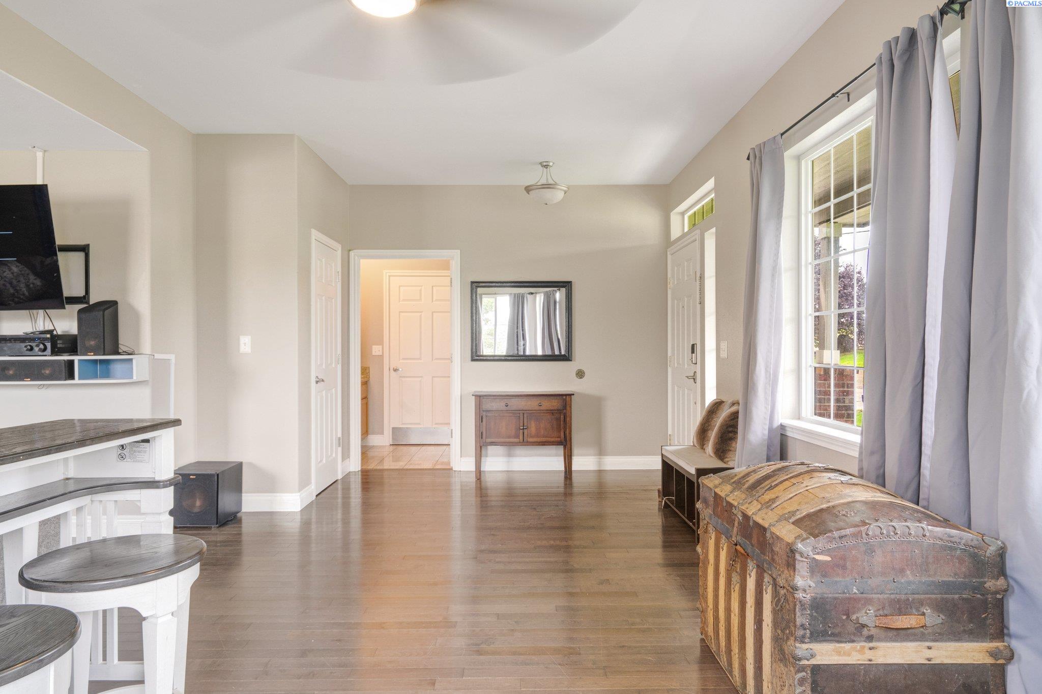 96907 East Ridgeview Drive Kennewick, WA 99338 - Photo 7 of 50 Gallery Image 7