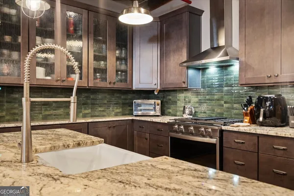$550,000 | 585 White Circle, Unit 402, Athens, GA 30605