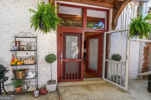 $550,000 | 585 White Circle, Unit 402, Athens, GA 30605