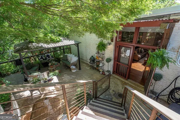 $550,000 | 585 White Circle, Unit 402, Athens, GA 30605
