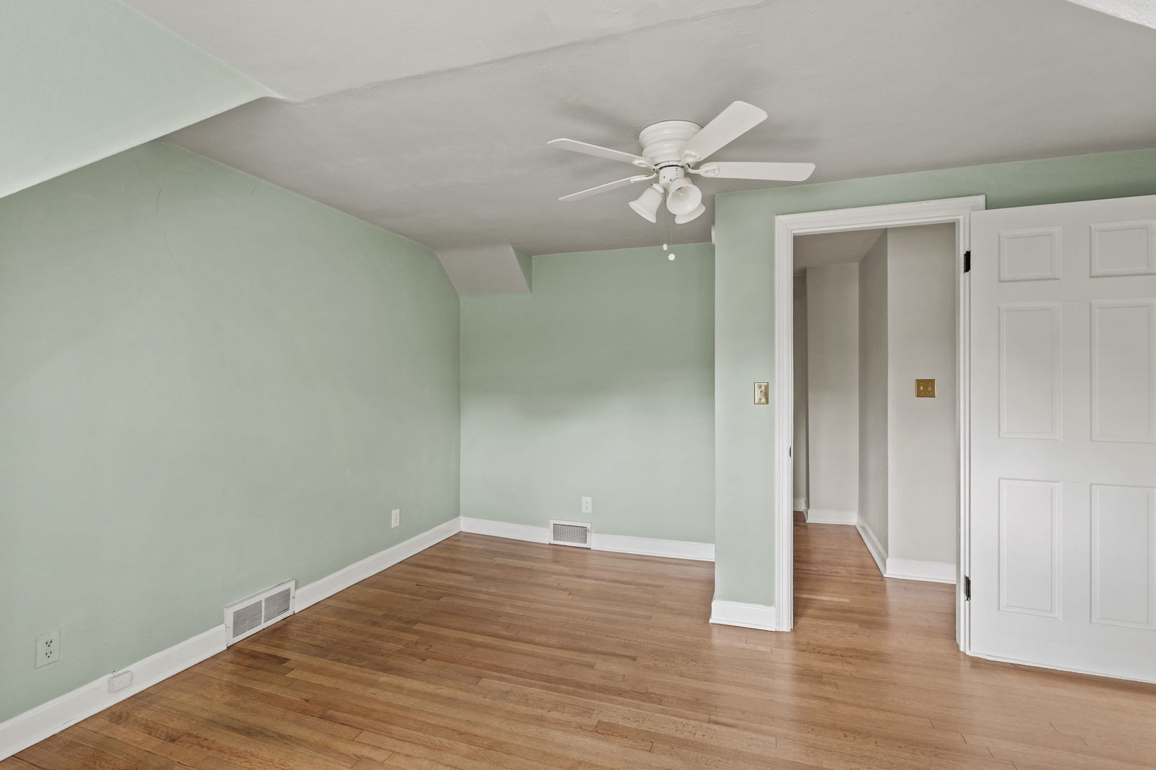 2140 Fairhaven Road Davenport, IA 52803 - Photo 27 of 56 Gallery Image 27