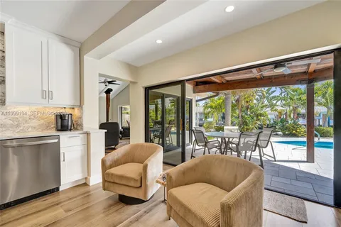 $3,397,000 | 2832 Northeast 26th Street, Fort Lauderdale, FL 33305