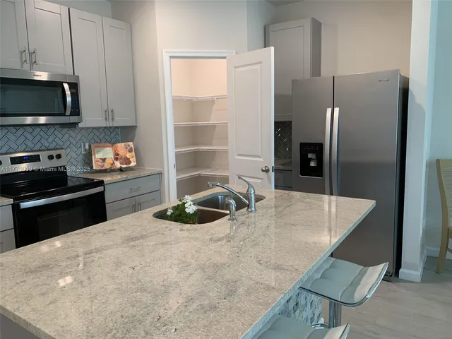 $367,500 | 3936 Southeast Caladium Court, Stuart, FL 34997