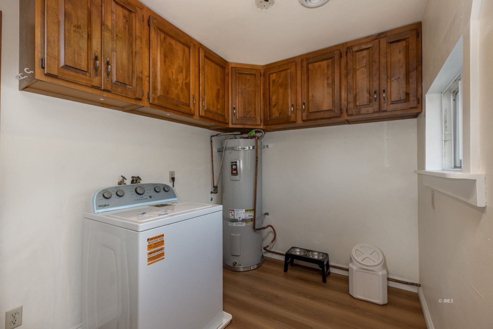 95 Mountain View Avenue Bishop, CA 93514 - Photo 16 of 35 a room with storage and utility