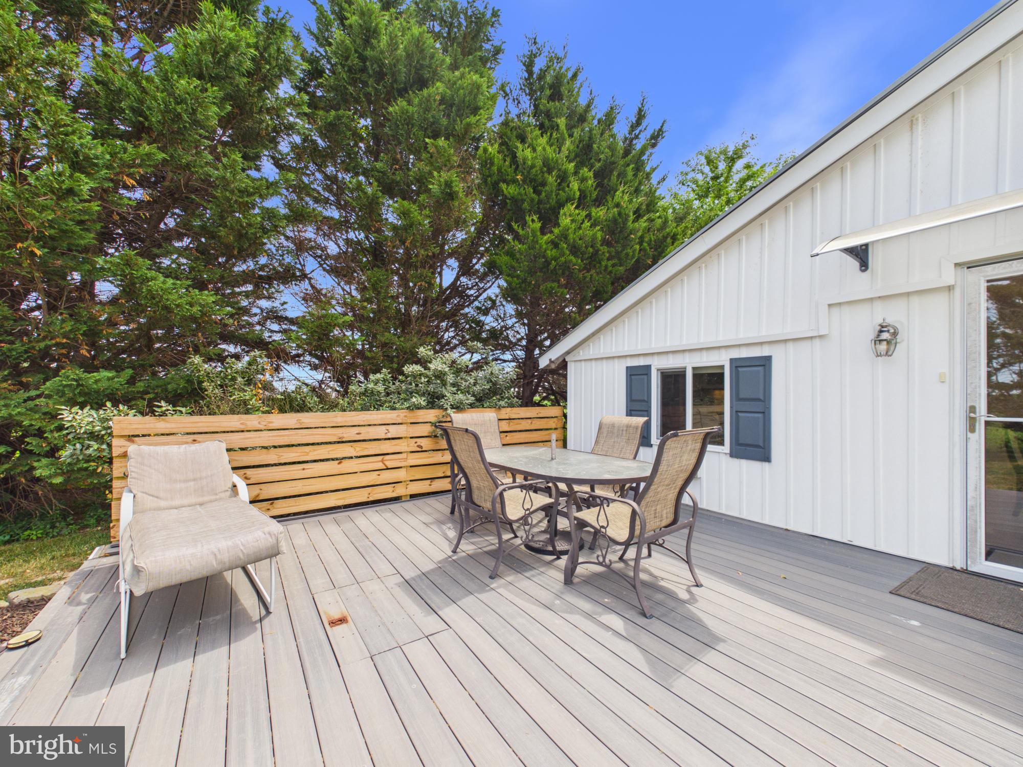26285 Broadkill Road Milton, DE 19968 - Photo 68 of 98 Barn - Doggie Suite (Private Guest Deck)