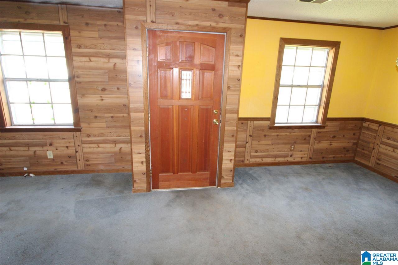 405 Whispering Pines Road Rainbow City, AL 35906 - Photo 2 of 19